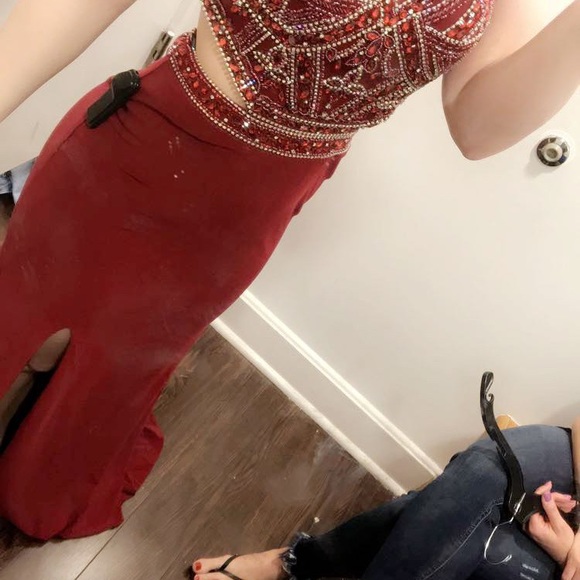 Prom dress - Picture 2 of 3